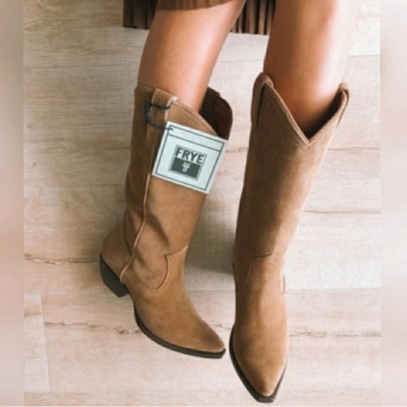 NWOT Frye Sacha Suede Pull On Cowboy Boots in Grey Size 6 - Picture 10 of 10